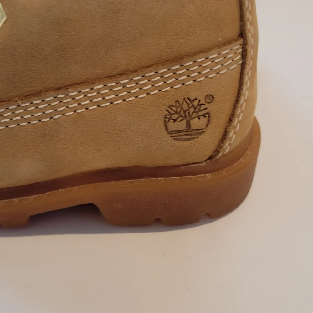 Timberland Premium 6in boots for Toddler Size 5 infant waterproof hike w…